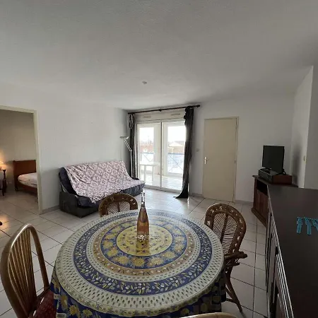 Apartman T3 Centre-ville Avec Piscine, Parking Securise, Proche Plage, 6 Pers - - Fr-1-701-12