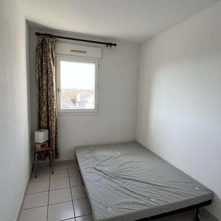 Apartment T3 Centre-ville Avec Piscine, Parking Securise, Proche Plage, 6 Pers - - Fr-1-701-12 Valras-Plage